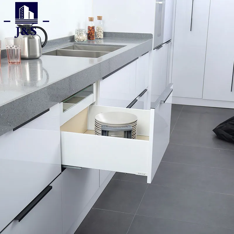 Zijn er innovaties op het gebied van volledig uittrekbare heavy-duty soft close-geleiders voor keukenkasten?